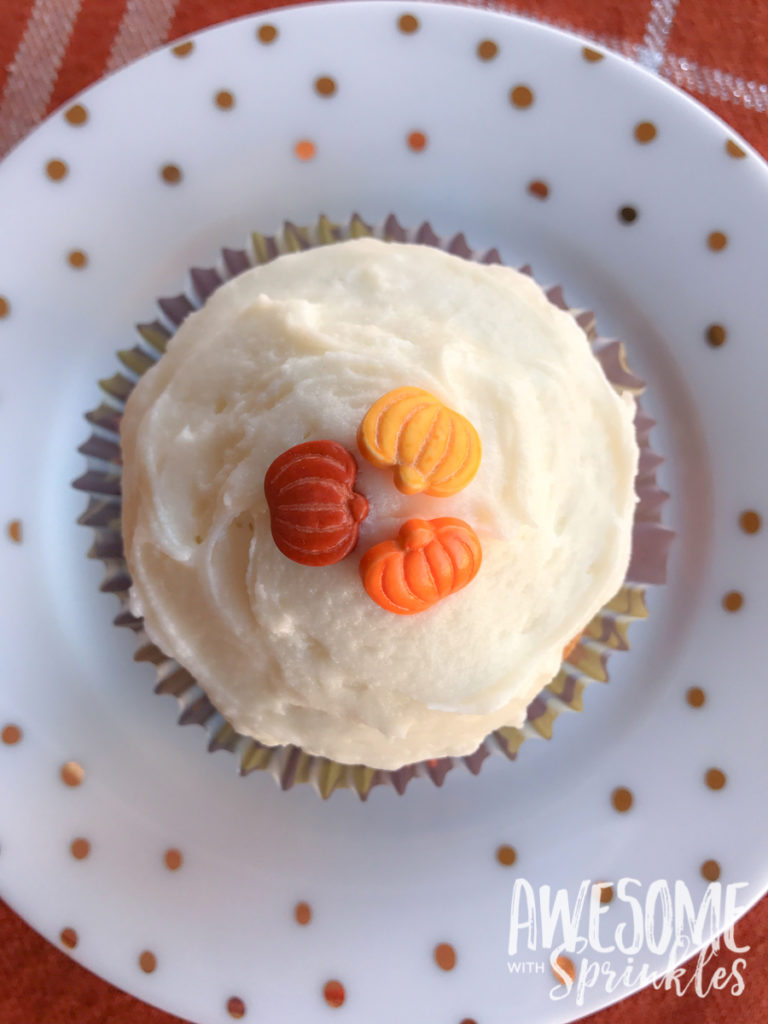 Pumpkin Spice Cupcakes with Cinnamon Cream Cheese Frosting | Awesome with Sprinkles