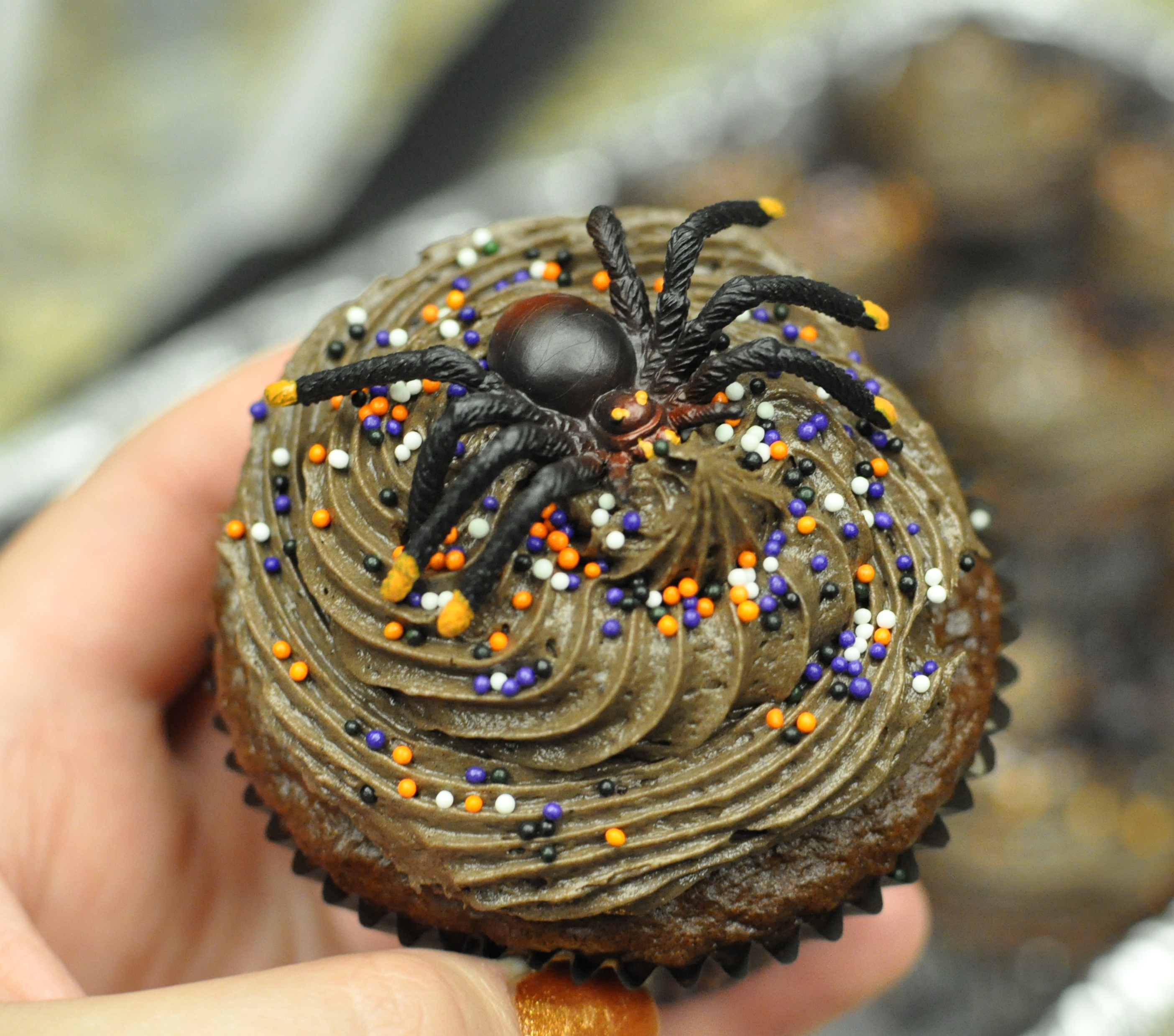 Creepy Crawlies Cupcakes | Awesome with Sprinkles