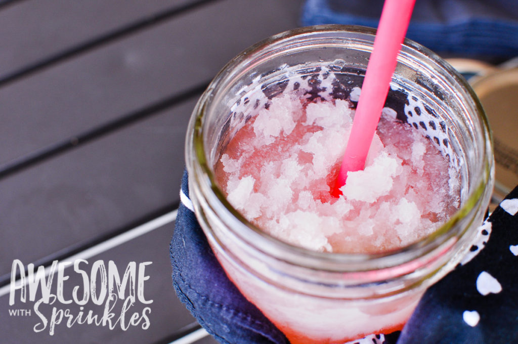 Raspberry Lime Margaritas in a Jar | Awesome with Sprinkles 1