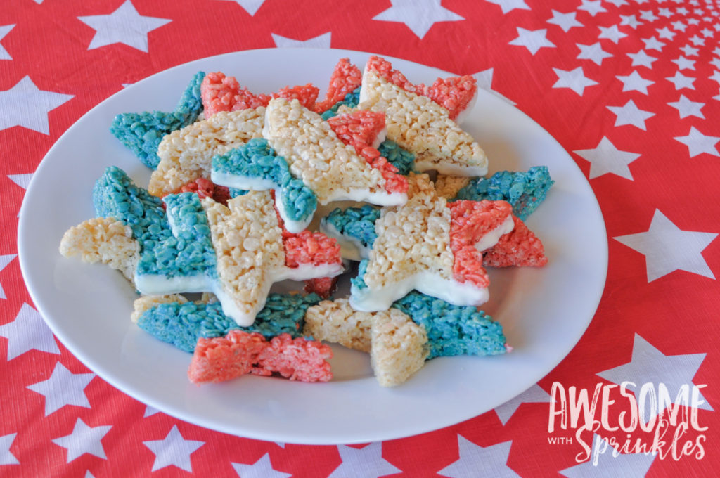 Red, White + Blue Star Crispies are easy and fun to make! Perfect for your next patriotic picnic! | Awesome with Sprinkles