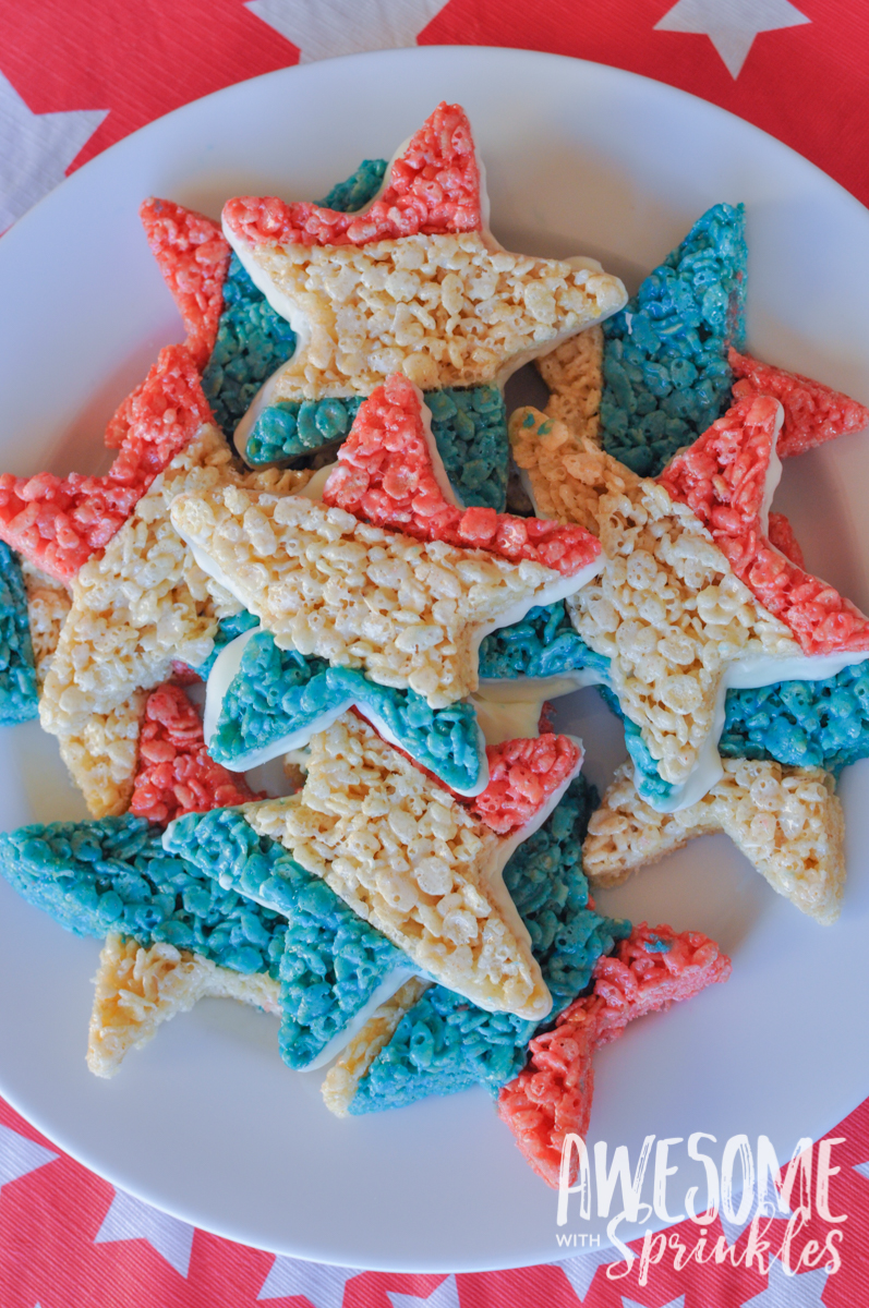 Red, White + Blue Star Crispies are easy and fun to make! Perfect for your next patriotic picnic! | Awesome with Sprinkles