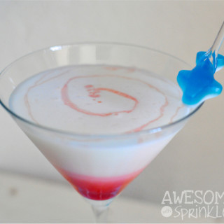 Shark Week: Great White-tini Cocktail | Awesome with Sprinkles