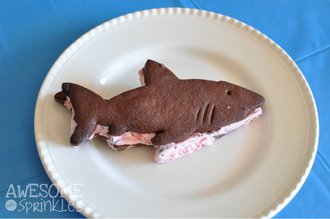 Shark Shaped Ice Cream Sandies | Awesome with Sprinkles