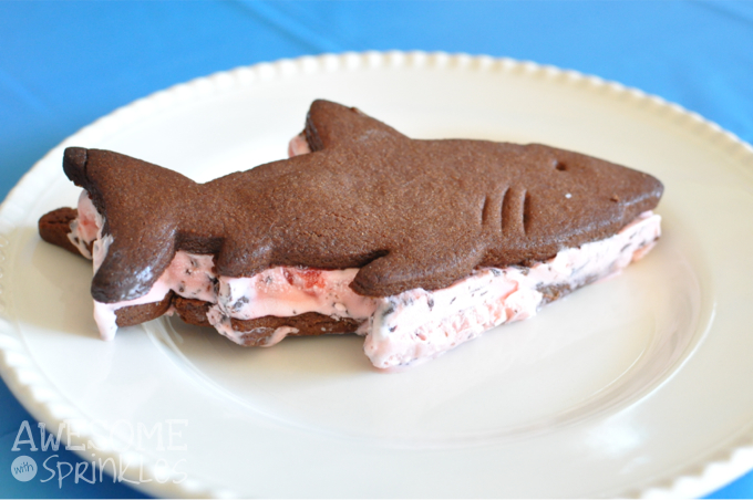 Shark Shaped Ice Cream Sandies | Awesome with Sprinkles