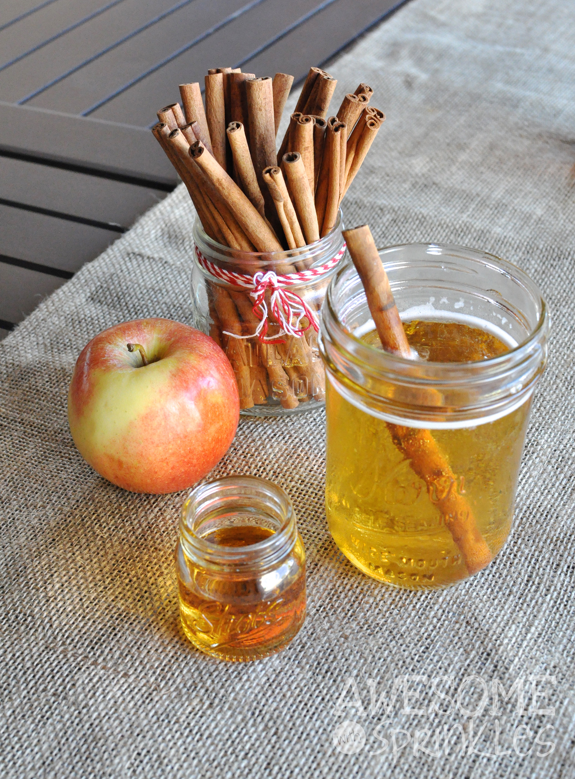 Hot Apple Pie Cider | Awesome with Sprinkles