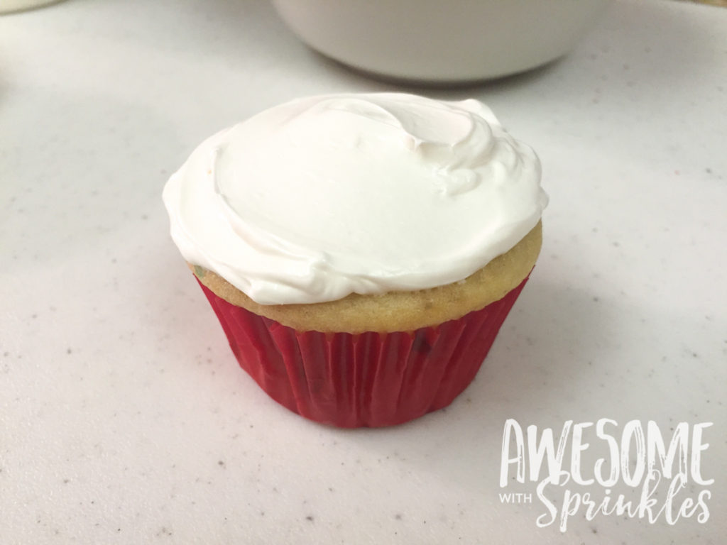 Poké Ball Cupcakes by Awesome with Sprinkles | Step 1: frosting