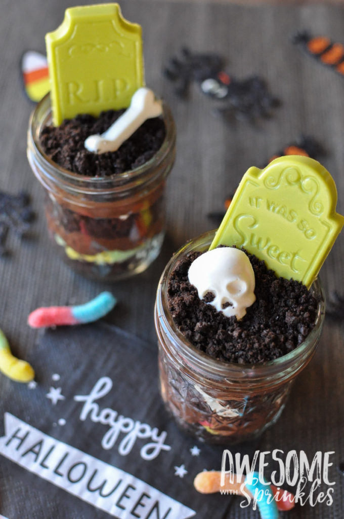 Graveyard Pudding Dirt Cups | Awesome with Sprinkles