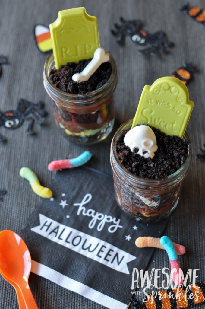 Graveyard Pudding Dirt Cups | Awesome with Sprinkles