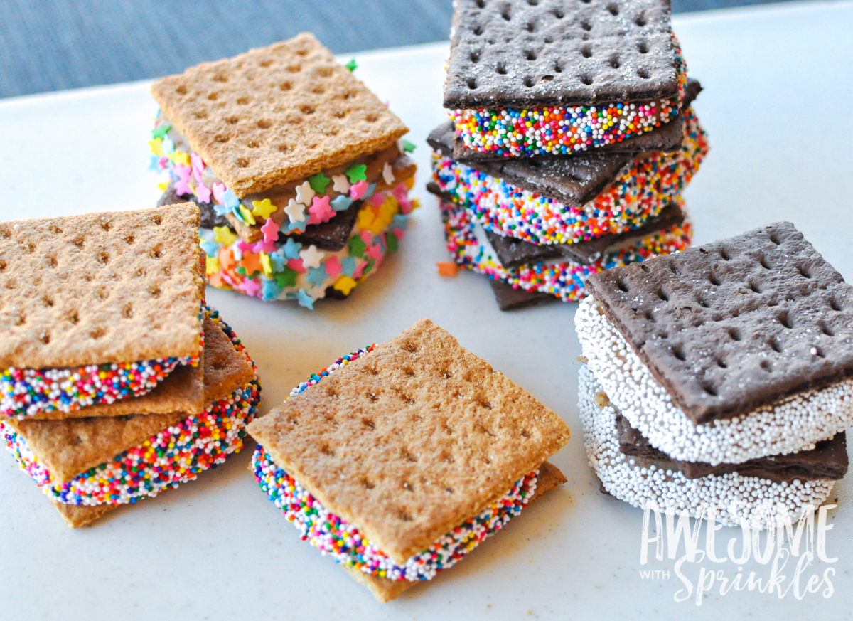 easyfreezyfrostingcookiesandwiches8 Awesome with Sprinkles