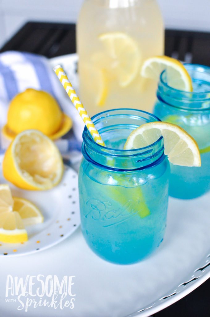 Lemonade like your grammy used to make! Easy 3 Ingredient Old Fashioned Lemonade | Awesome with Sprinkles