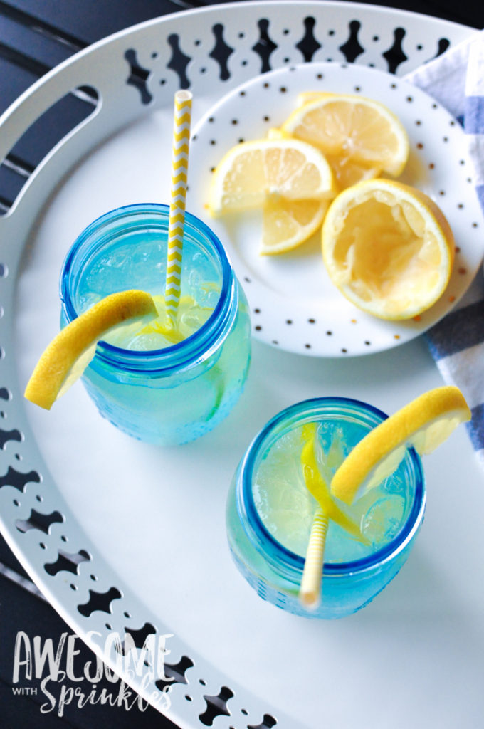 Lemonade like your grammy used to make! Easy 3 Ingredient Old Fashioned Lemonade | Awesome with Sprinkles