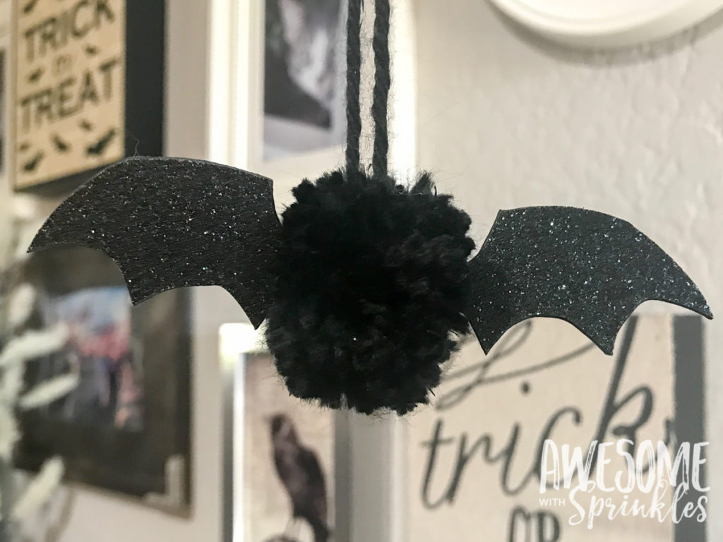 How to make pom-pom bats for Halloween | Awesome with Sprinkles