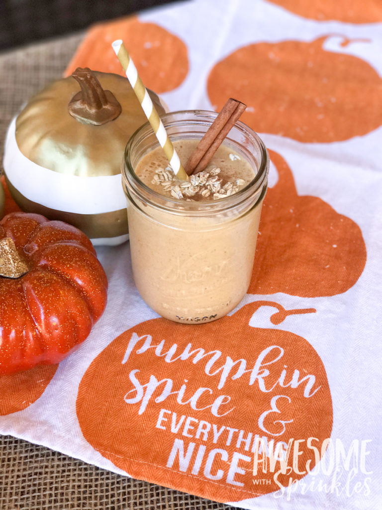 Easy Oatmeal Pumpkin Pie Smoothie | Awesome with Sprinkles