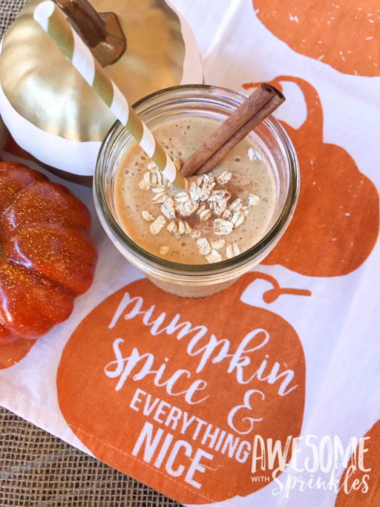 Easy Oatmeal Pumpkin Pie Smoothie | Awesome with Sprinkles