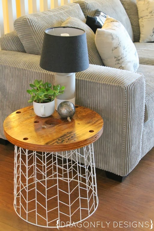 Easy DIY Decor Ideas - Wire Basket Accent Table